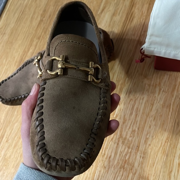 Mens Salvatore Ferragamo loafers size 9.5 only worn 2-3 times - Picture 2 of 6